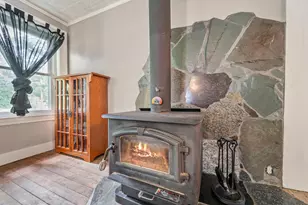 32 Union St, Hillsboro, NH 03244 - Photo 7