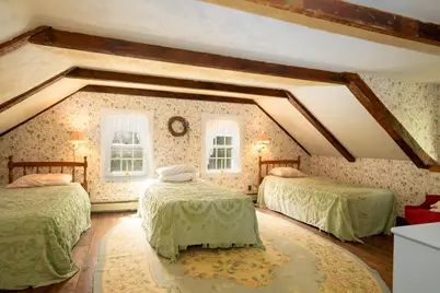 341 Under The Mountain Road, Londonderry, VT 05155 - Photo 15