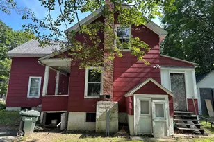 42 Beaman St, Laconia, NH 03246 - Photo 13