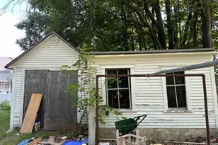 42 Beaman St, Laconia, NH 03246 - Photo 11