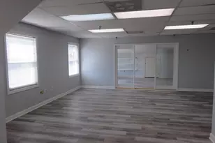 8 Stiles Rd, Salem, NH 03038 - Photo 11