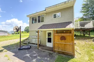 400 Lily Pond Rd, Haverhill, NH 03780 - Photo 9