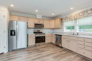 37 Rex Dr, Concord, NH 03303 - Photo 7