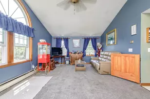 4 Elijah Hill Ln, Londonderry, NH 03053 - Photo 25