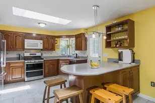 17 Leahy Rd, Keene, NH 03431 - Photo 5