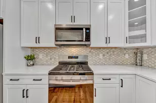 57 Hardy Rd, Londonderry, NH 03053 - Photo 9