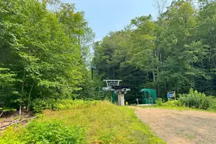 227 S Peak Rd, Lincoln, NH 03251 - Photo 35