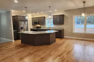 340 Brickett Hill Rd, Pembroke, NH 03275 - Photo 7