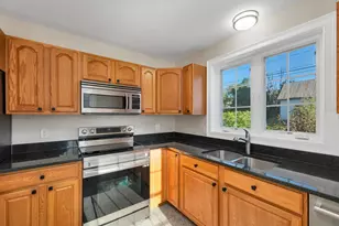 27D Stevens Ave, Meredith, NH 03253 - Photo 17