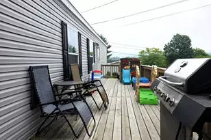 14 Hilltop Manor Mobile Home Park, Littleton, NH 03561 - Photo 5