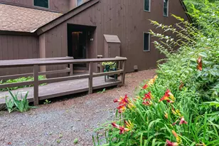 49 Old Beach Cir, Grantham, NH 03753 - Photo 31