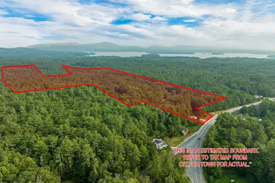 883 Center Street, Wolfeboro, NH 03894 - Photo 15