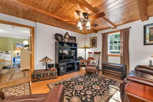 883 Center St, Wolfeboro, NH 03894 - Photo 27