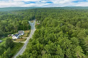 883 Center St, Wolfeboro, NH 03894 - Photo 19