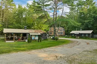 883 Center St, Wolfeboro, NH 03894 - Photo 5