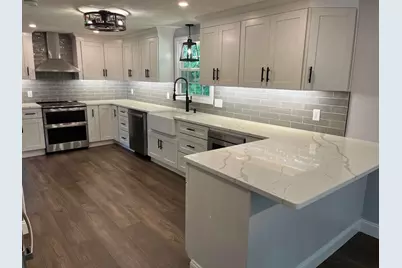 7 Oakwood Street, Windham, NH 03087 - Photo 3