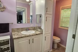 8 Barksdale Ave, Londonderry, NH 03053 - Photo 27