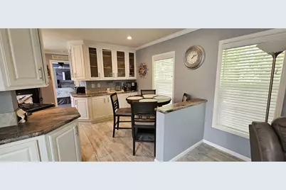 8 Barksdale Avenue, Londonderry, NH 03053 - Photo 11