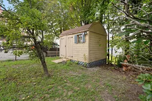 111 Glass St, Pembroke, NH 03275 - Photo 3