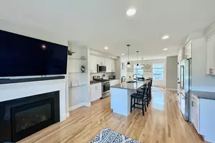 16 Lenox Dr, Dover, NH 03820 - Photo 9