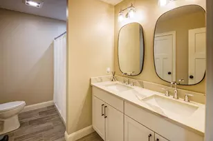 21 Lenox Dr, Dover, NH 03820 - Photo 17