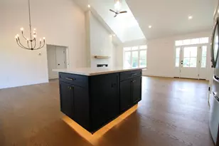 441 Blane Cir, Pembroke, NH 03275 - Photo 7