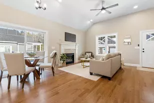 1B Debbie Ln, Amherst, NH 03031 - Photo 9