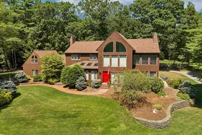 82 Pilgrim Drive, Bedford, NH 03110 - Photo 3