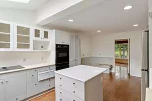 593 Red Barn Rd, Hartford, VT 05001 - Photo 17