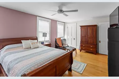 100 Hollis Street, Manchester, NH 03101 - Photo 17