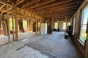 44 Prospect St, Lancaster, NH 03584 - Photo 11