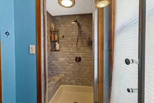 651 Summer St, Manchester, NH 03103 - Photo 21