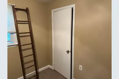 11 Hillside Street, Hillsboro, NH 03244 - Photo 9