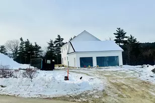 134 Falcon Ridge Rd, Milford, NH 03055 - Photo 3