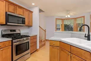 762 Robinson Rd, Pembroke, NH 03275 - Photo 11