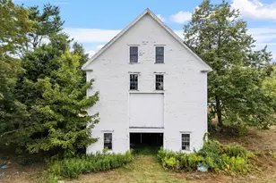 19 Depot St, Alton, NH 03809 - Photo 9