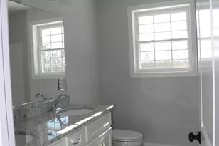 313 Karatzas Avenue, Manchester, NH 03104 - Photo 15