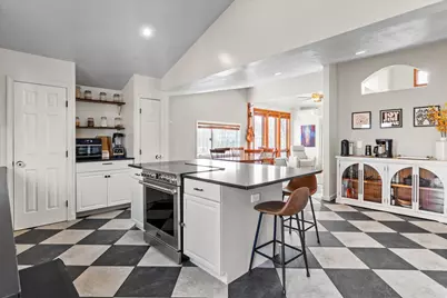 62 Hooksett Road, Auburn, NH 03032 - Photo 9