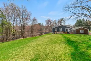 62 Hooksett Rd, Auburn, NH 03032 - Photo 27