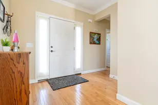 21 Eastridge Dr, Peterborough, NH 03458 - Photo 3