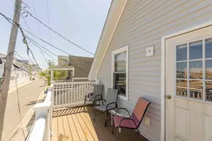 19 F St, Hampton, NH 03842 - Photo 29