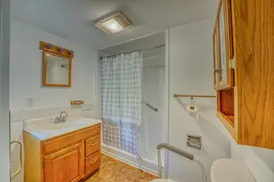 921 Old Waterford Rd, Littleton, NH 03561 - Photo 11