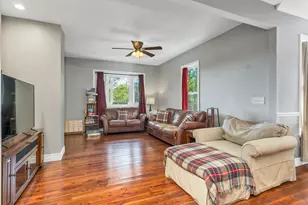172 Center St, Wolfeboro, NH 03894 - Photo 7