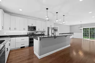 45 Hobbs Rd, Pelham, NH 03076 - Photo 13