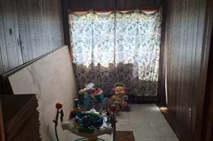 421 Champlain St, Berlin, NH 03570 - Photo 17