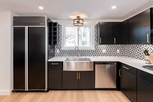 383 Owl St, Campton, NH 03223 - Photo 5