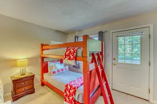 227 Main St, Lincoln, NH 03251 - Photo 15