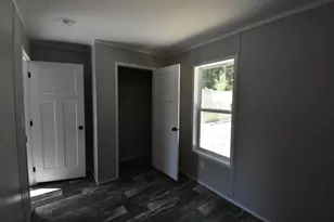 25 Schult St, Keene, NH 03431 - Photo 7