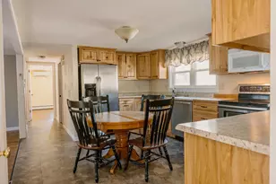 45 Lafayette St, Laconia, NH 03246 - Photo 33