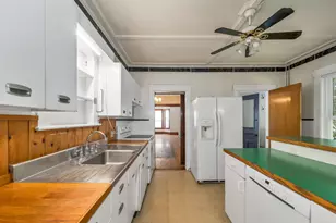 32 Summer St, Laconia, NH 03246 - Photo 9